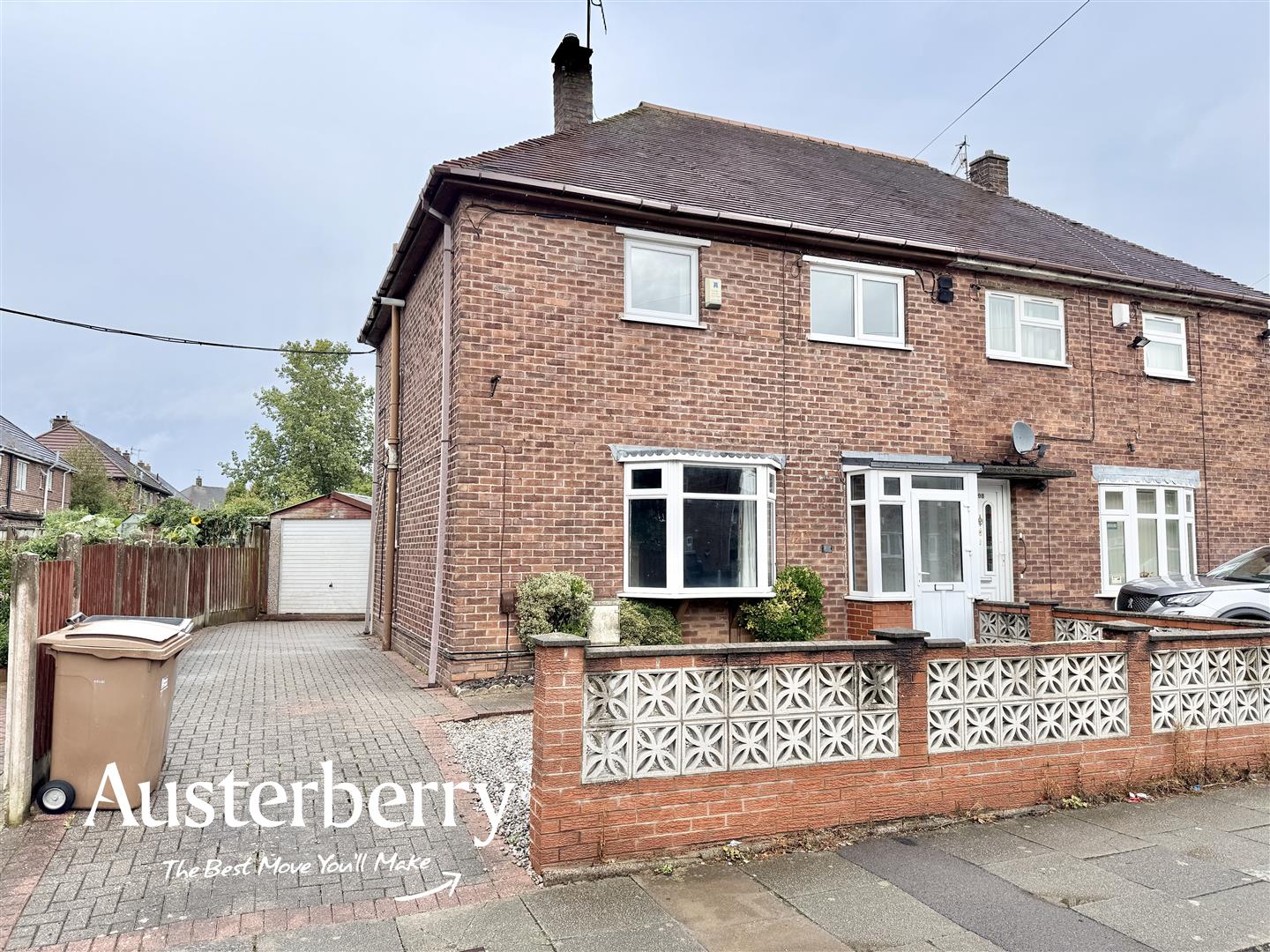 3 bed property in Finstock Avenue, Stoke-On-Trent